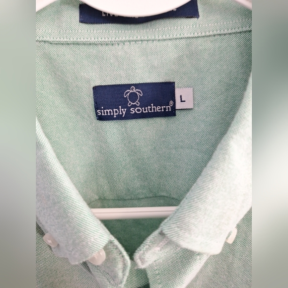NWT Simply Southern Mens Green Long Sleeve Oxford Button Up Shirt Taylor Size L - Picture 3 of 5
